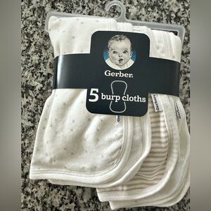 NWT 5 pack burp clothes
